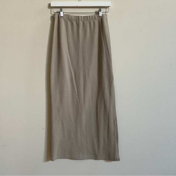 Reformation Francine Knit One Shoulder 2 Piece Ribbed Skirt Set - Picture 5 of 8